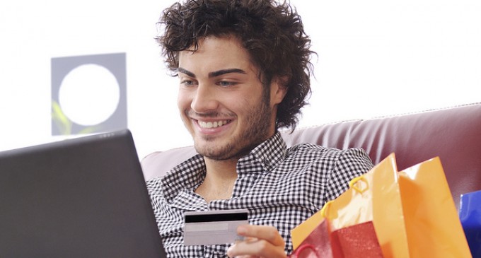 Using Credit Card Might Actually Save You Money During The Holidays