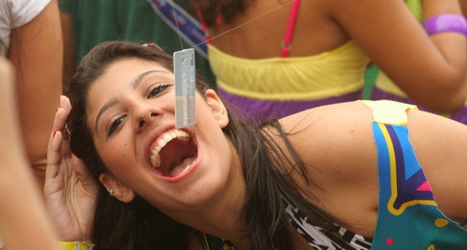 When To Say Yes To The New Credit Card Offers