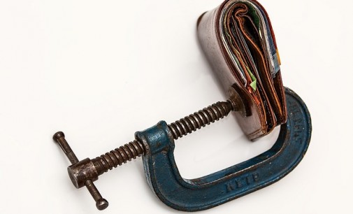 How To Easily Consolidate Debt And Start Saving Money
