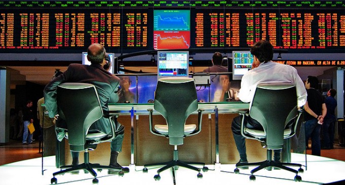 How to Invest in Stocks with Low Capital